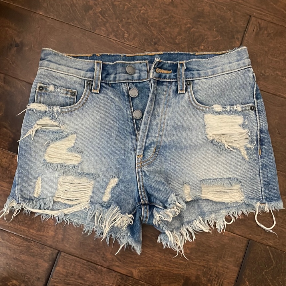 NWOT LF Carmar denim shorts sz 26